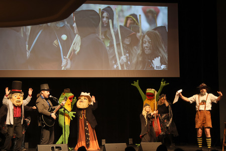 Otroška predstava Zaljubljeni v Butale 15 Foto Ljubo Vukelič